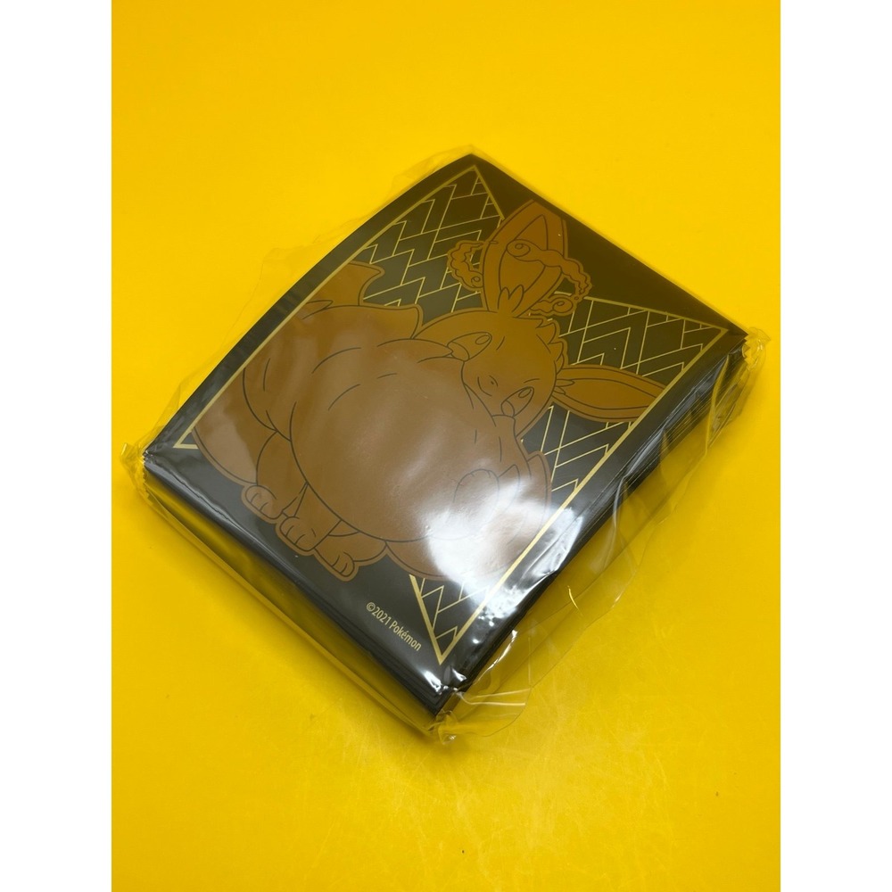 65 Count - Eevee Shining Fates ETB - Pokemon TCG Sleeves Sealed New 2021